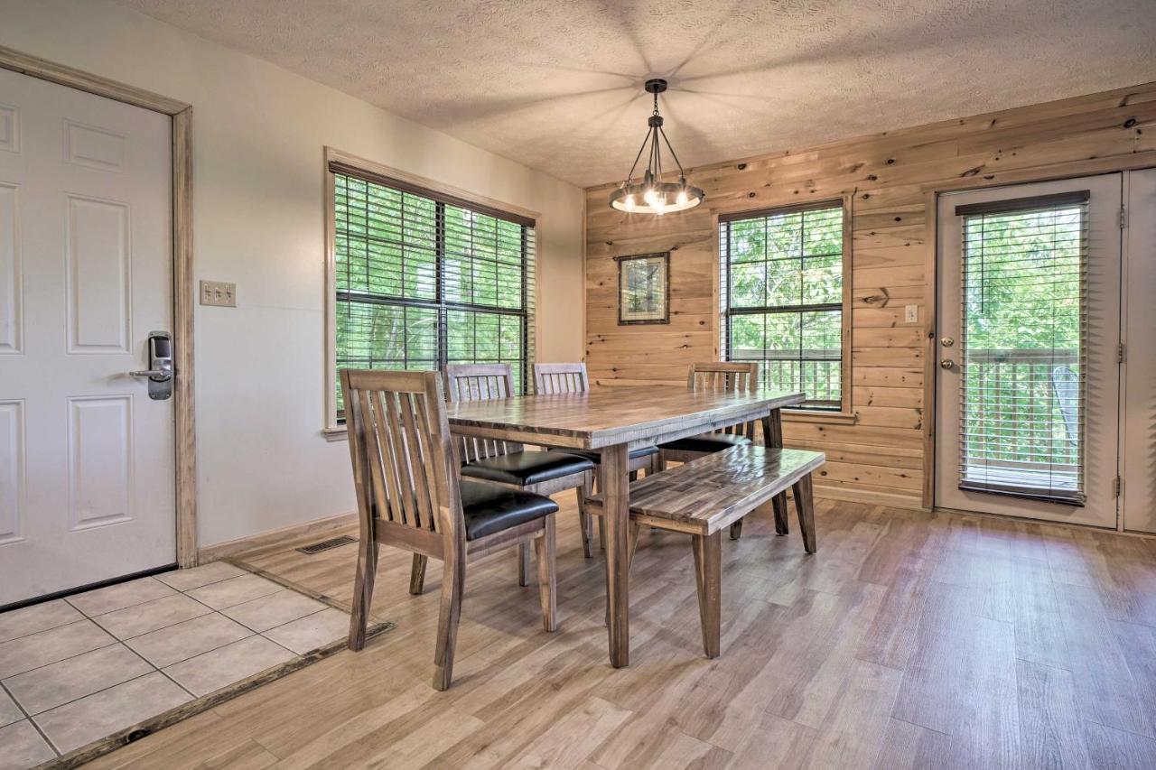 Rustic Pigeon Forge Home With Private Hot Tub! Экстерьер фото
