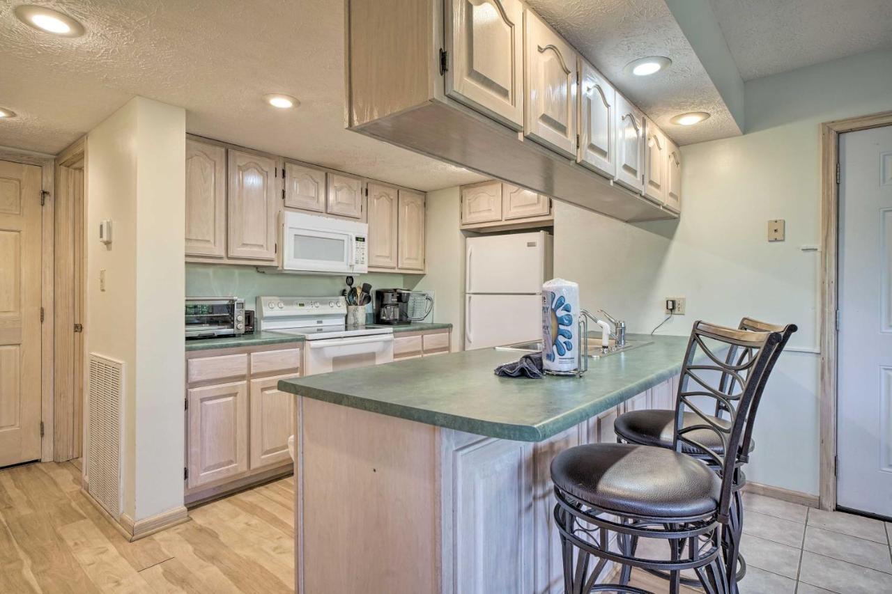 Rustic Pigeon Forge Home With Private Hot Tub! Экстерьер фото