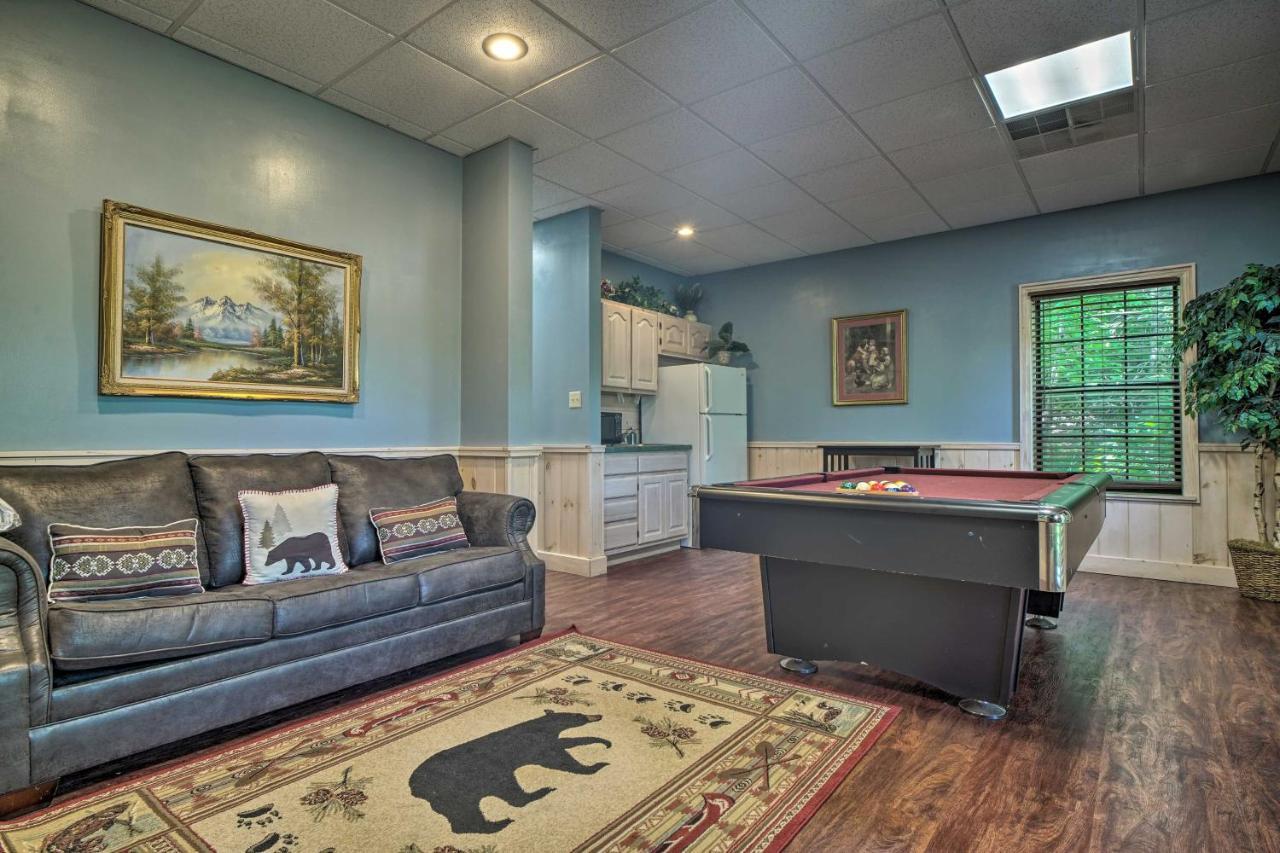 Rustic Pigeon Forge Home With Private Hot Tub! Экстерьер фото